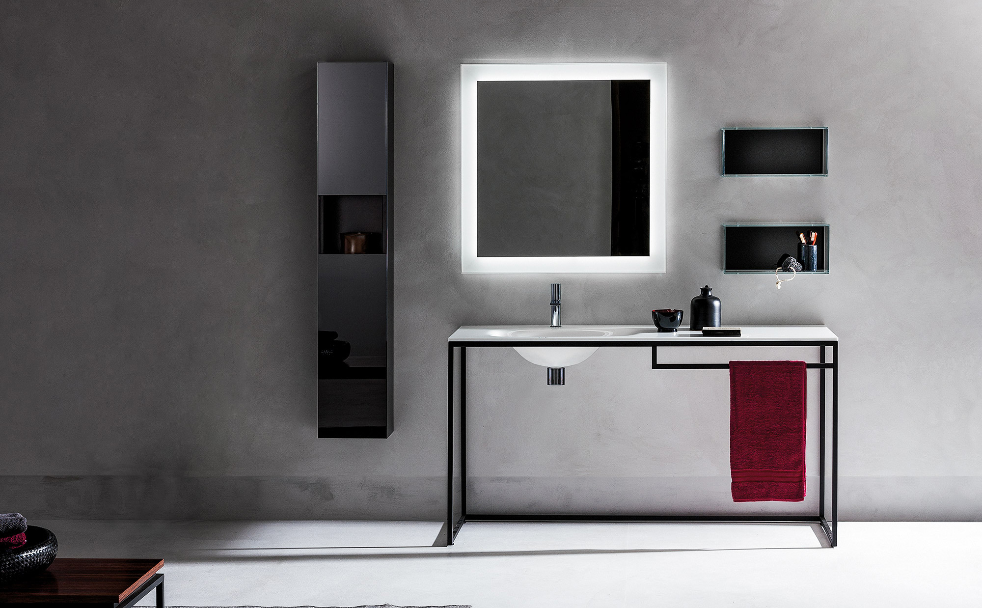 Artelinea Frame collection | furniture