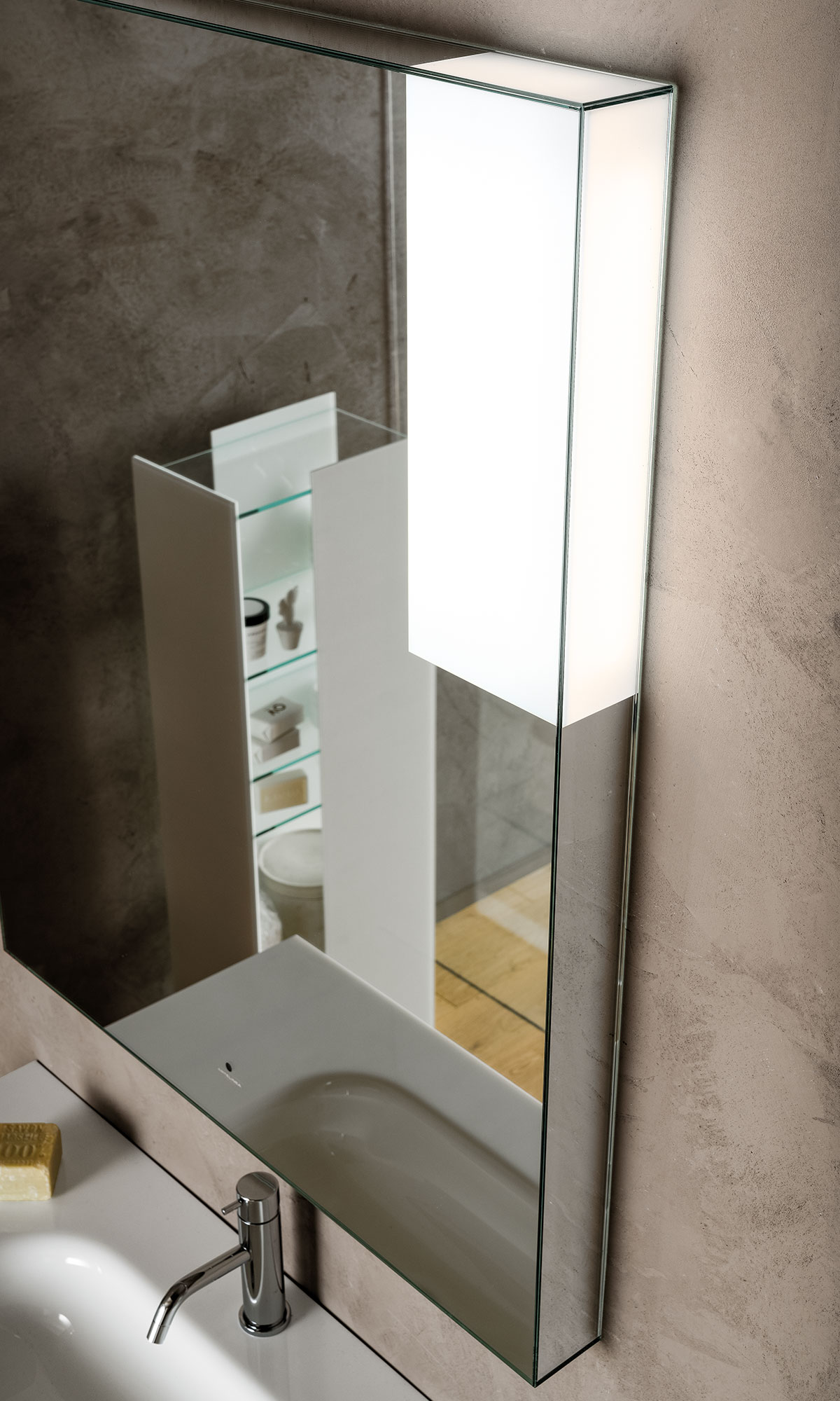 Artelinea Cubo collection | mirrors